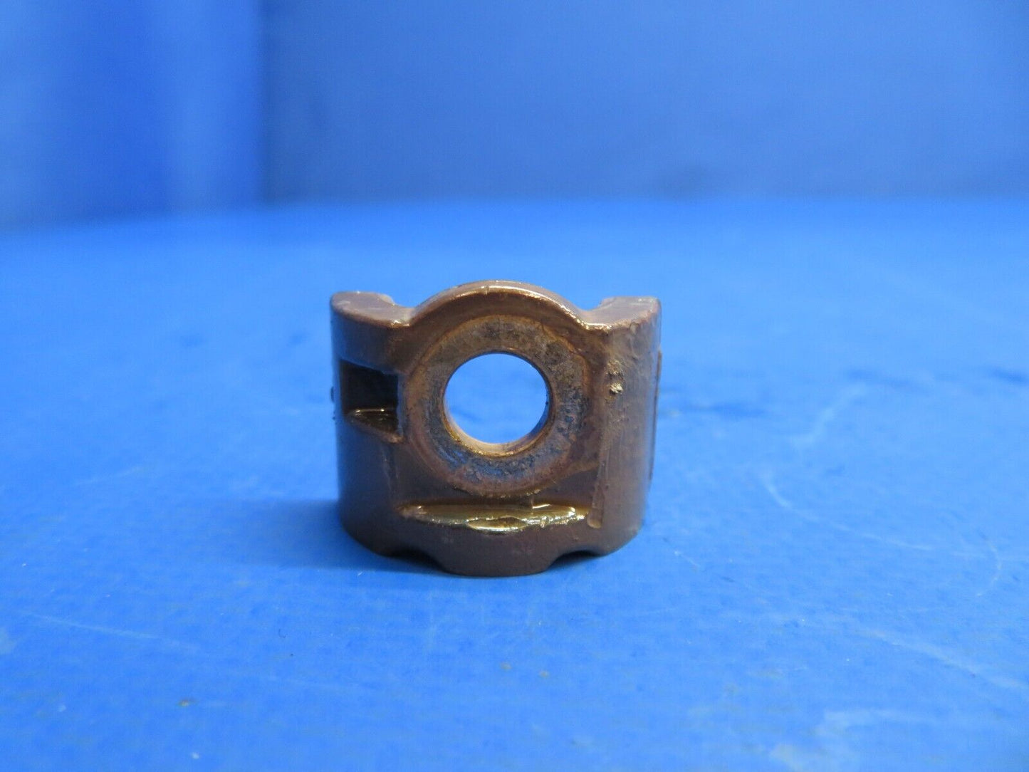 Continental TSIO- 360 Retainer R/Arm Thrust P/N 631996 LOT OF 6 (0323-584)