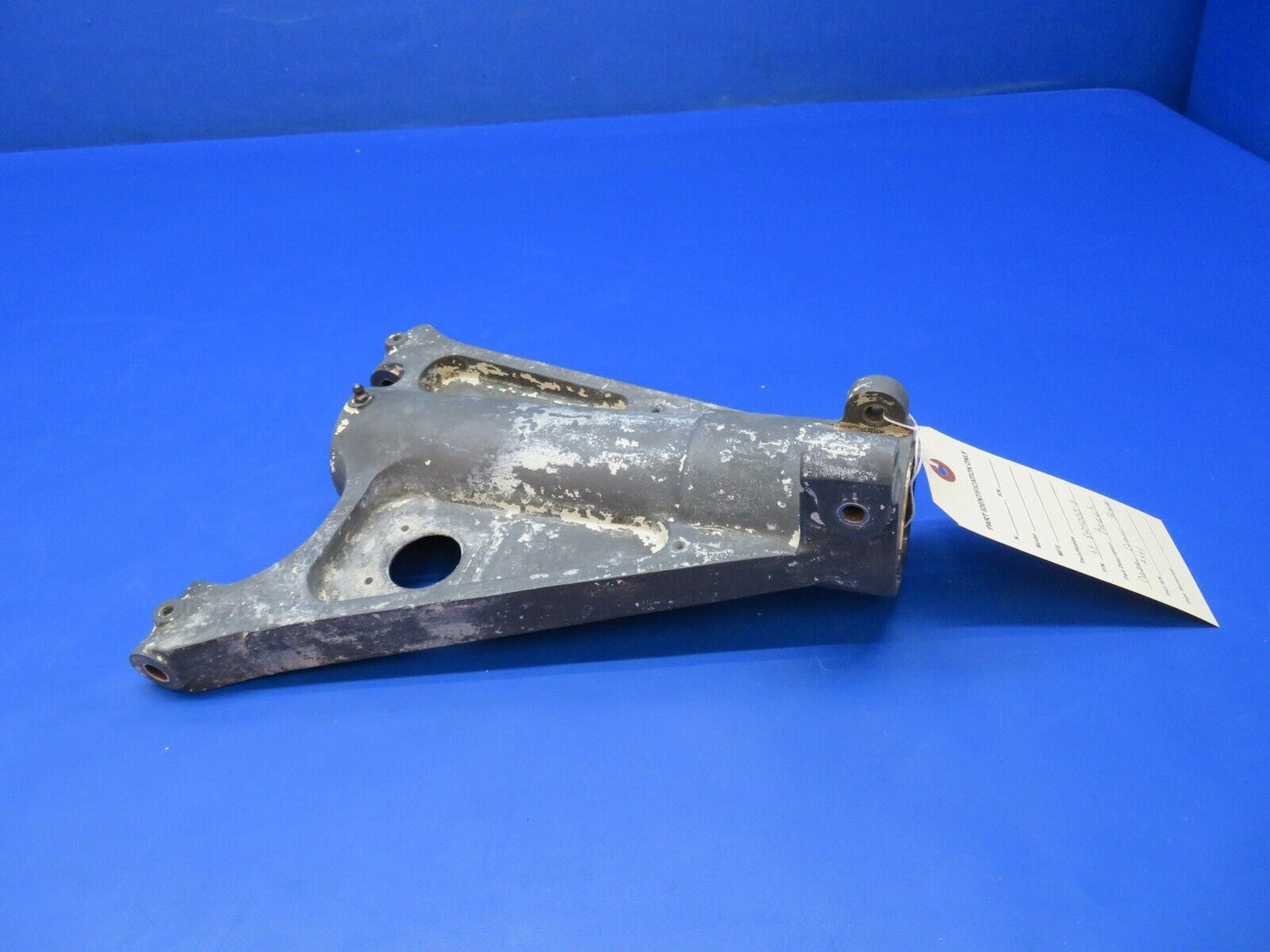 Beech Nose Landing Gear Strut / Brace Assy P/N 95-824005-3 (1122-458)