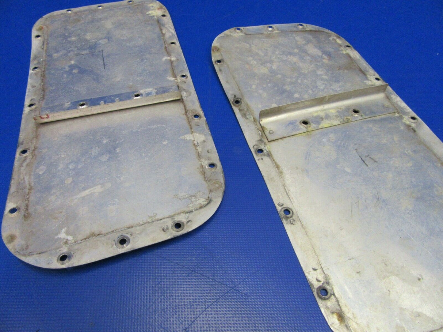 1964 Beech 95-B55 Baron Fuel Tank Access Covers (0320-215)