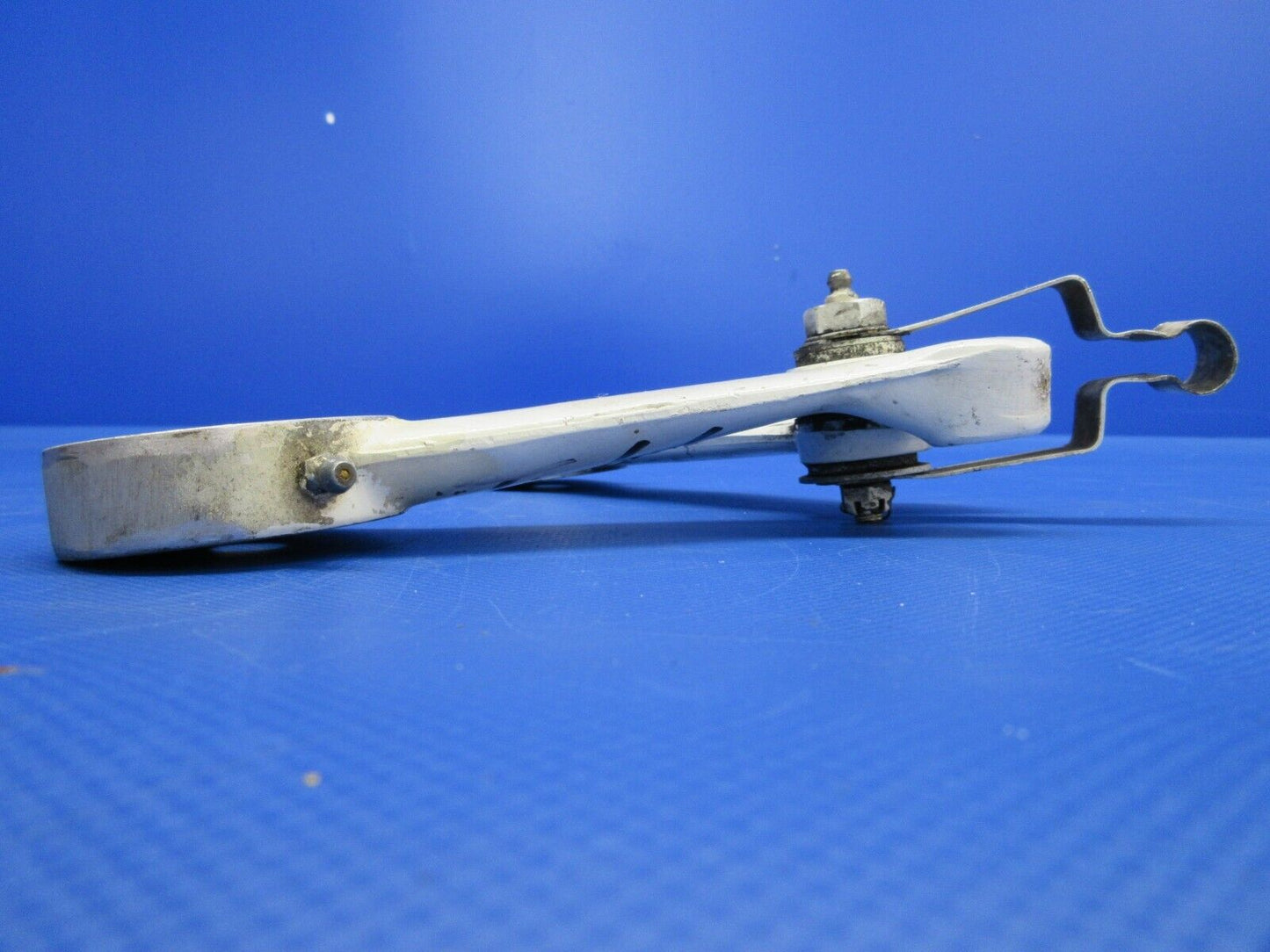 Piper PA-28 Main Gear Torque Link "Old Style" Assembly P/N 65691-00 (0224-1328)