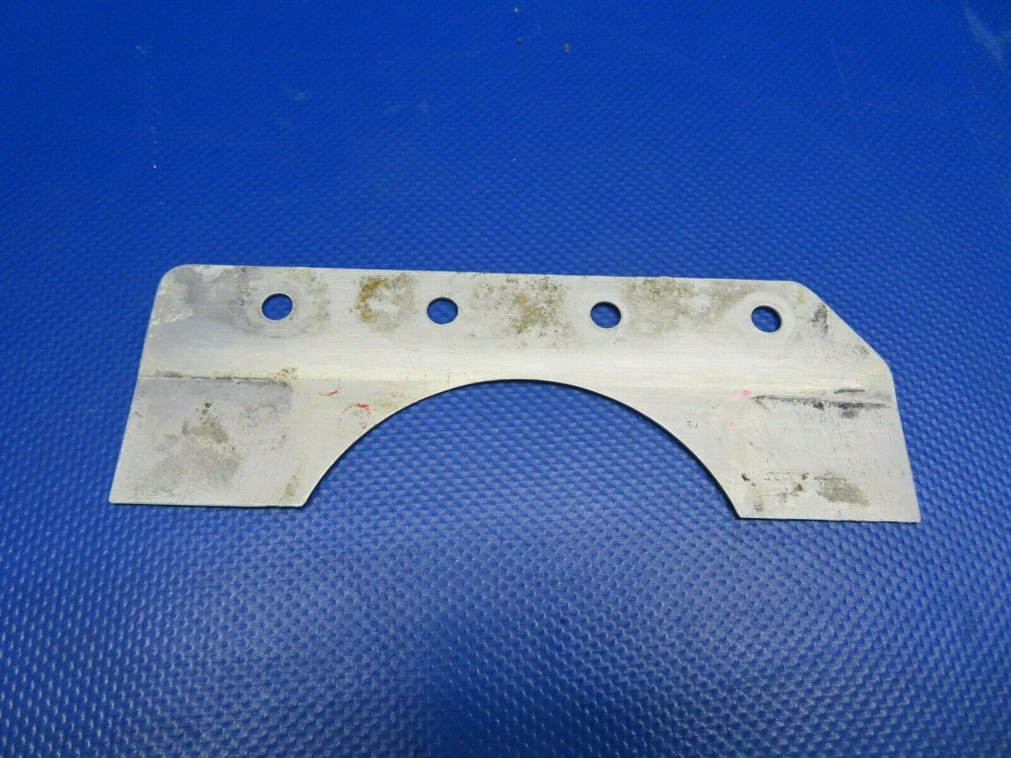 Piper PA-28-140 Plate Fairing w/ Clip RH P/N 63339-01, 63340-00 (1220-408)