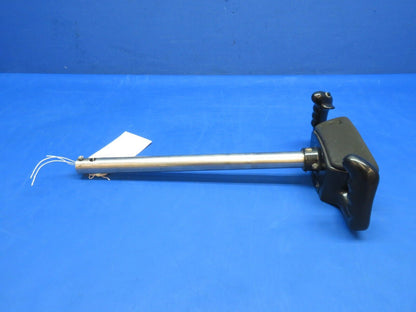 Cessna 310 / 310Q RH Co-Pilot Control Wheel / Yoke Assy P/N 5261001-6 (0823-651)