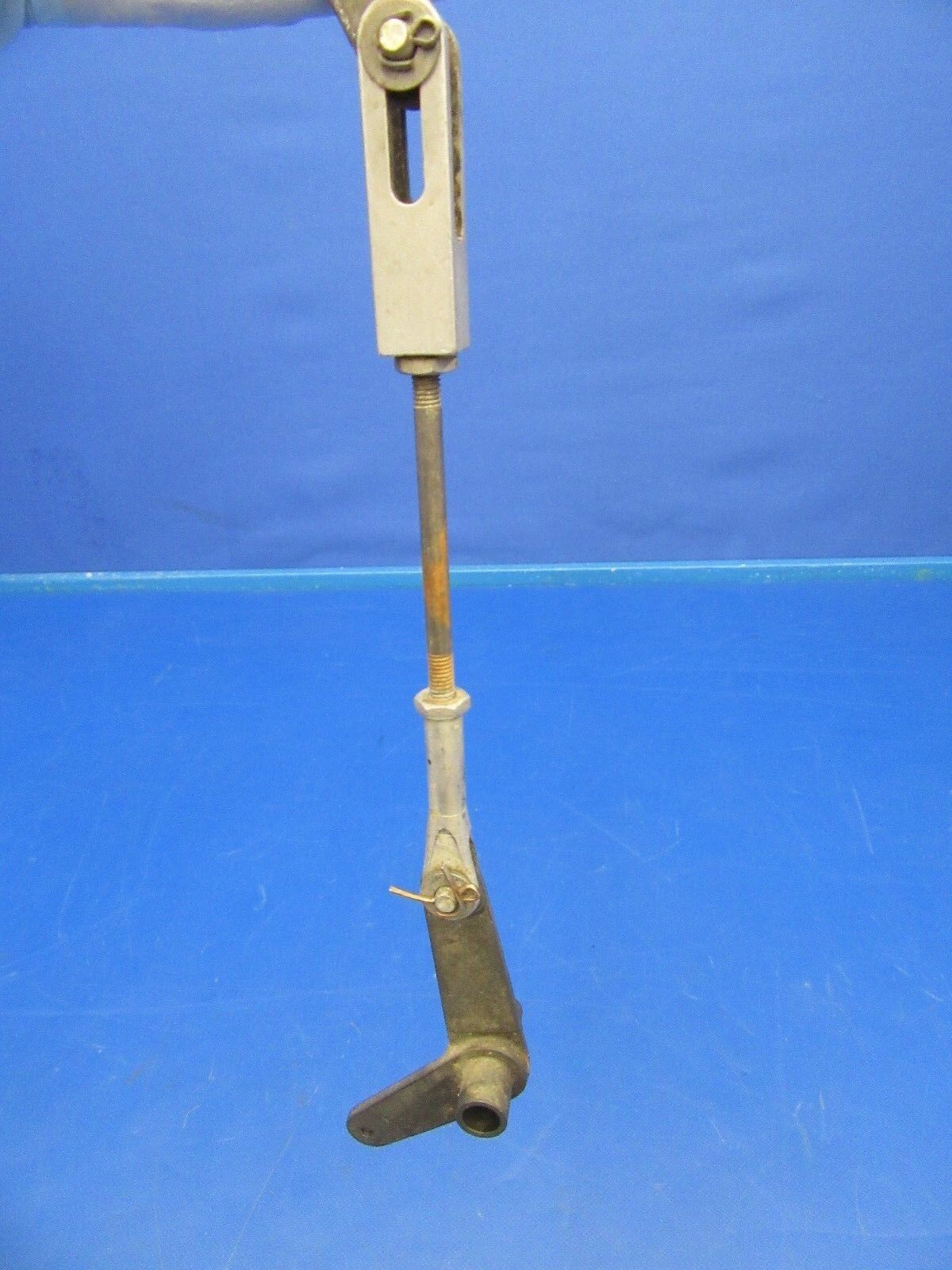 Cessna 210 E Uplock Linkage Main Gear P/N 1241428-1, 1241430-1 (0618-128)