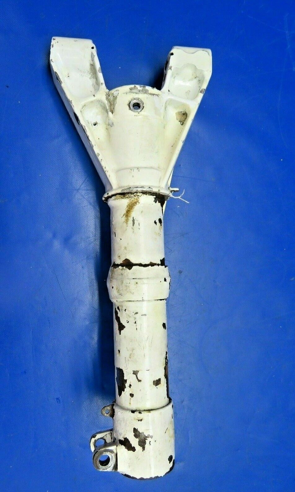 Cessna 310P Landing Gear Cylinder & Trunnion Assy RH P/N 5041000-210 (0720-304)