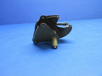 Cessna 172 / 172H Flap Drive Pulley Assy RH Bellcrank P/N 0760612-1 (1023-1001)