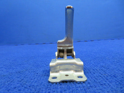 Piper Door Handle P/N 464-046 NOS (0822-572)