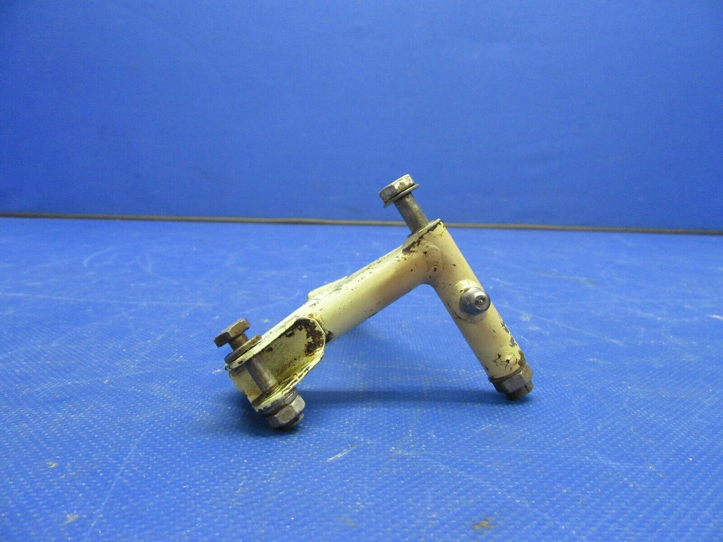 Mooney M20G Bellcrank Retracting Manual Gear Retract RH P/N 560202-002 (0921-424
