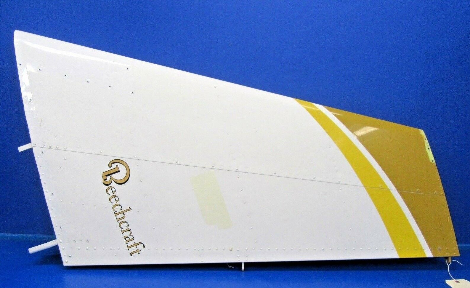 Beech Debonair Vertical Stabilizer P/N 33-640000-611 (0918-326)