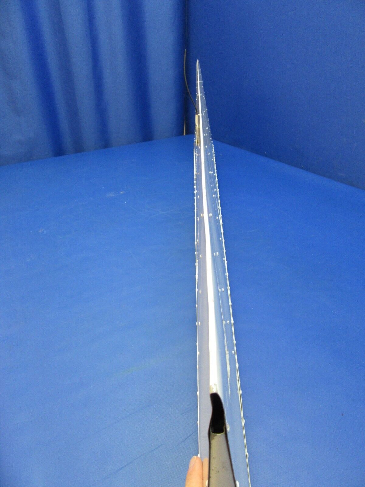 Cessna 310 / 340 / 401 / 402 / 414 / 421 RH Aileron P/N 5024000-2 (1022-205)