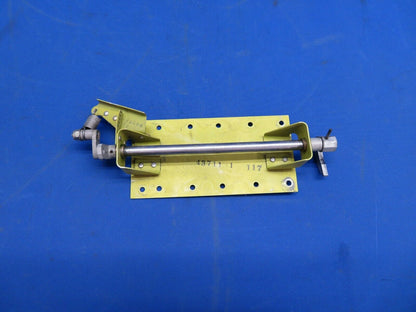 Rockwell Commander Cabin Door Plate, Arm & Shaft RH P/N 43707-2 (1020-502)