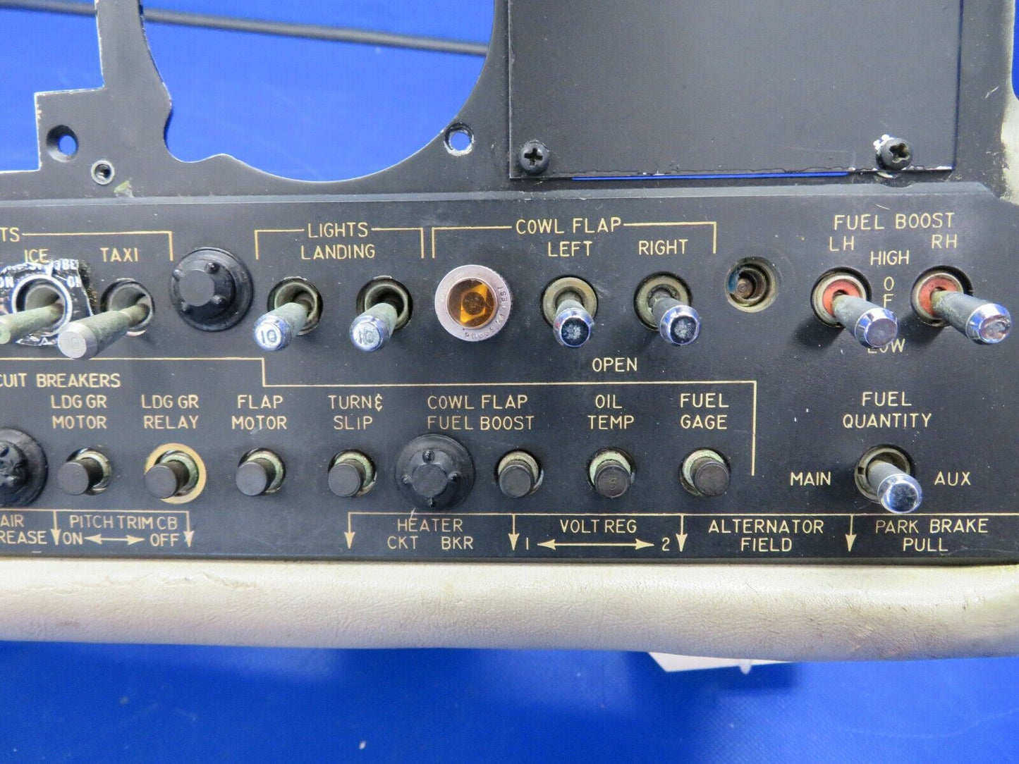 Beech 95-B55 Baron Instrument Panel w/ Alternator LH P/N 96-324029-9 (0721-733)