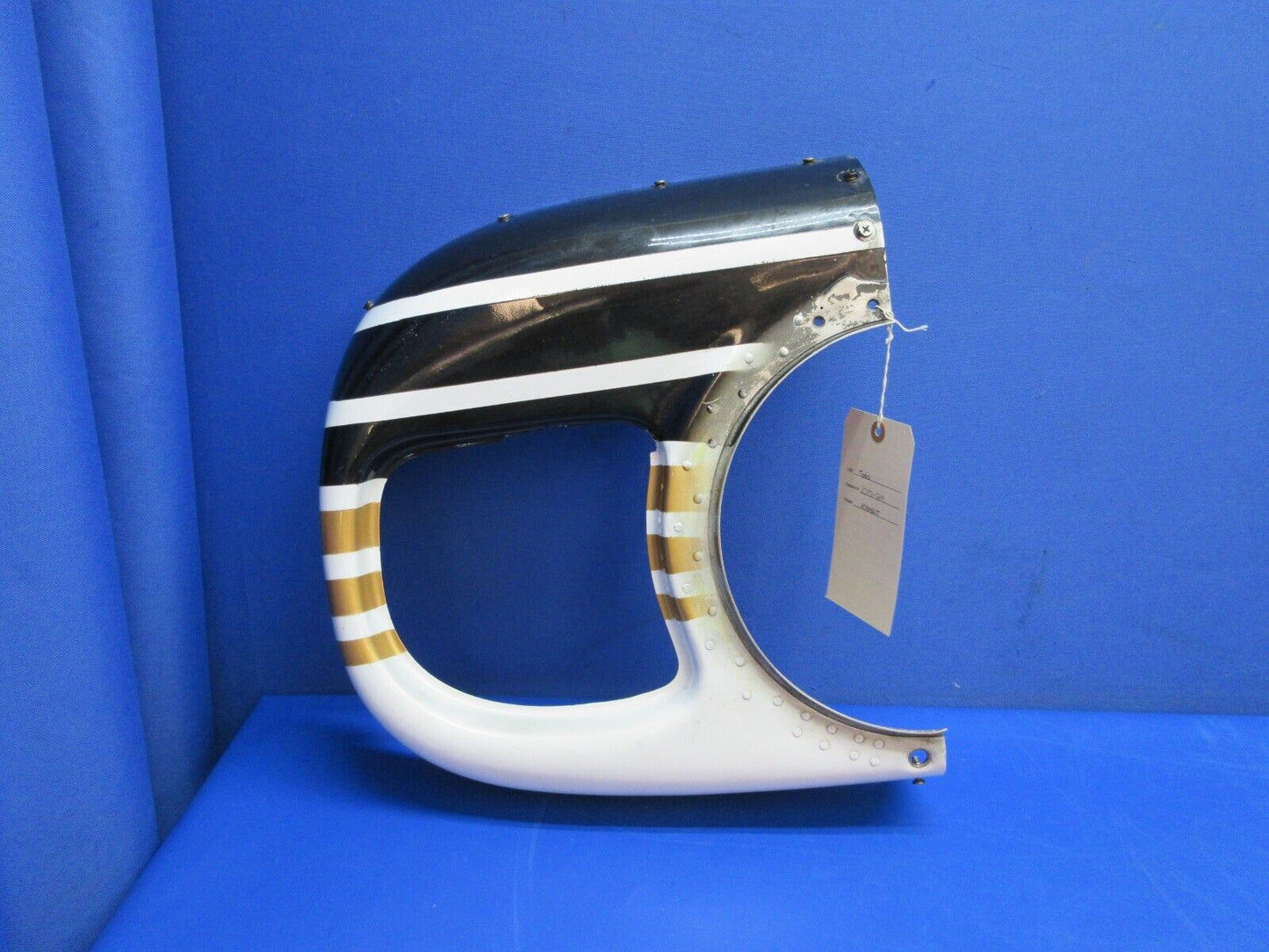 Cessna 310 / 310I Cowl LH Nose Cap Assy P/N 0851005-23 (1023-719)