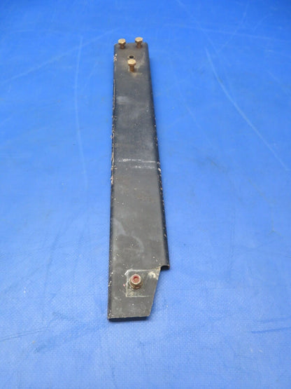 Cessna 188B AGpickup Trim Wheel Support Assy P/N 1660505-7 (0723-584)
