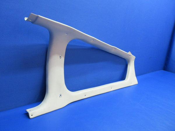 Beech 95-B55 Baron Window Molding Assy AFT Cabin RH P/N 96-534131-4 (0523-1108)