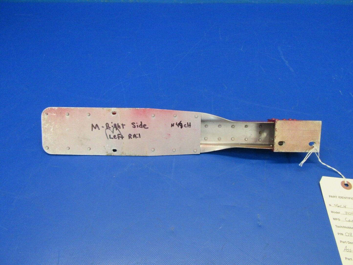 Cessna 310P Track Assy RH Seat INBD P/N 0812987-7 (0819-167)