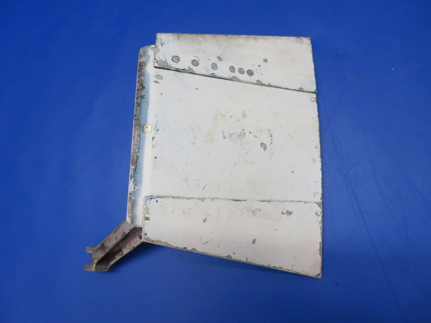 Beech 18 RH Cowl Flap P/N 185971RH (1022-341)