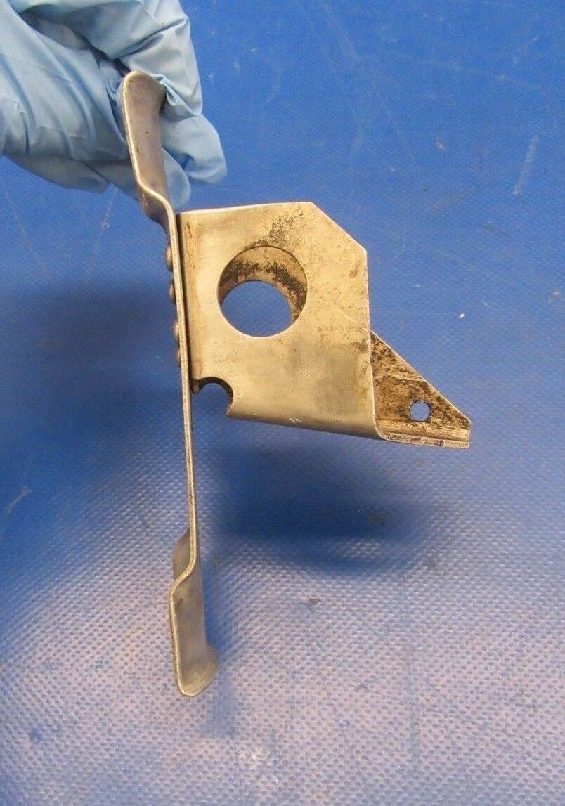 Cessna 310R Continental IO-520-MB Prop Control Bracket P/N 0852000-41 (1218-16)