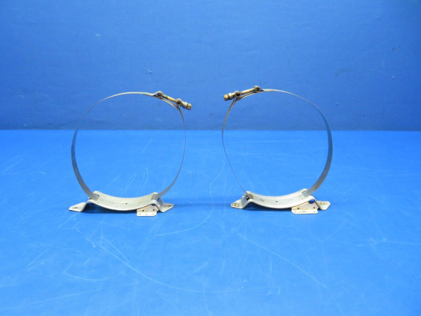 Cessna 401 Clamp Assy Support Oxygen Bottle 8.5" 5017450-2 LOT OF 2 (0124-232)