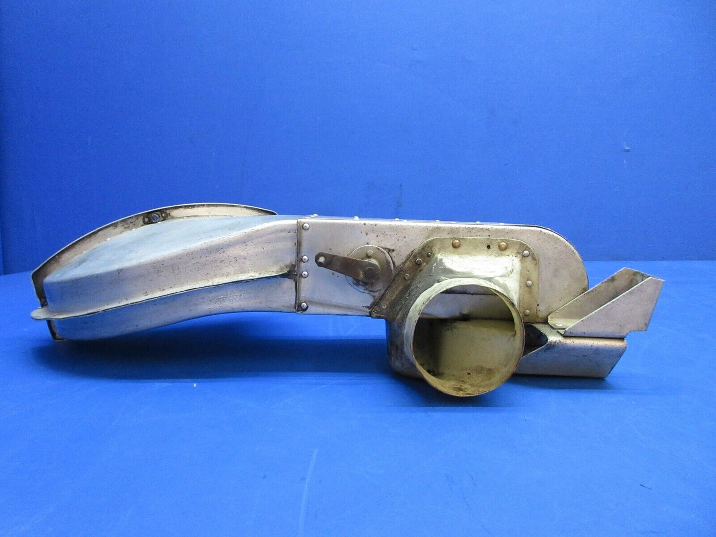 1956 Cessna 310 Carburetor Air Box Assy P/N 0850570-1 (0723-191)