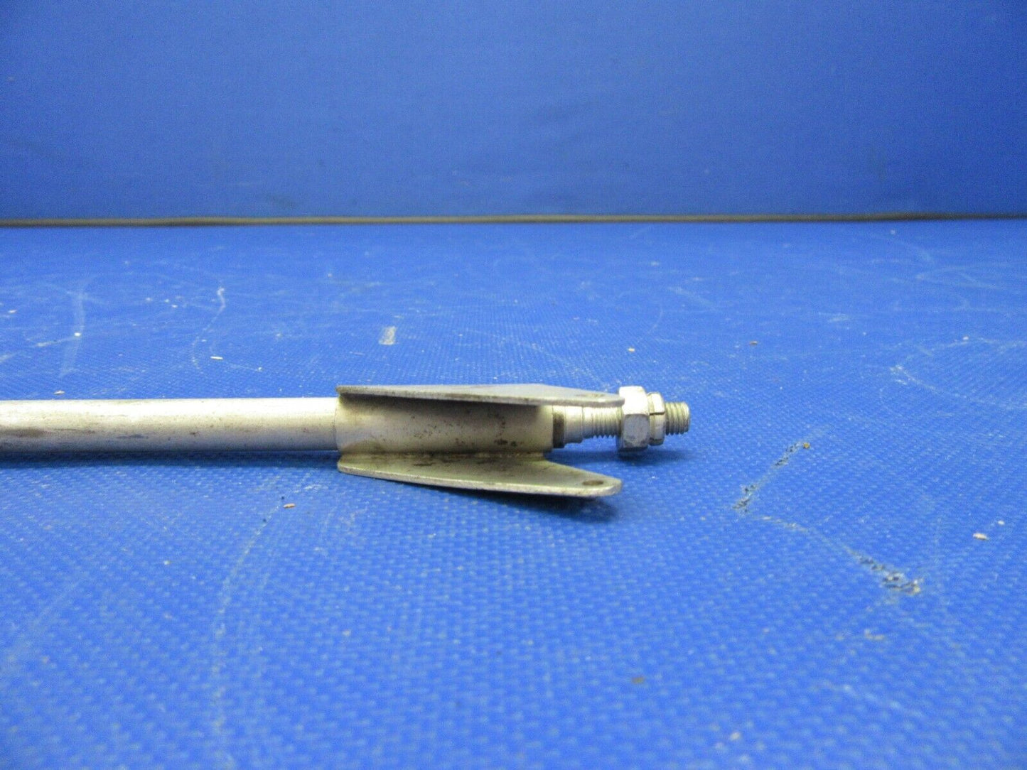 Cessna 182 Bar Assembly Aileron Carry Thru P/N 0411880 (1021-381)