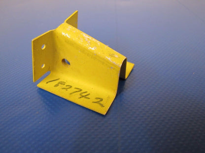 Piper Bracket Assy Main Gear NOS P/N 18274-002 (0317-184)