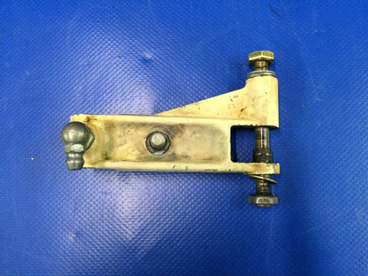 Beech Baron 58 Link Assy - Nose Gear P/N 35-825173-2 (1116-127)