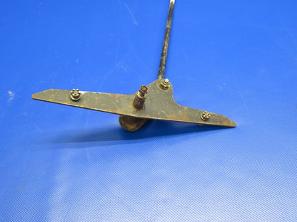 Piper PA-28-140 Aileron Bellcrank LH P/N 62771-00, 62766-00 (1220-136)