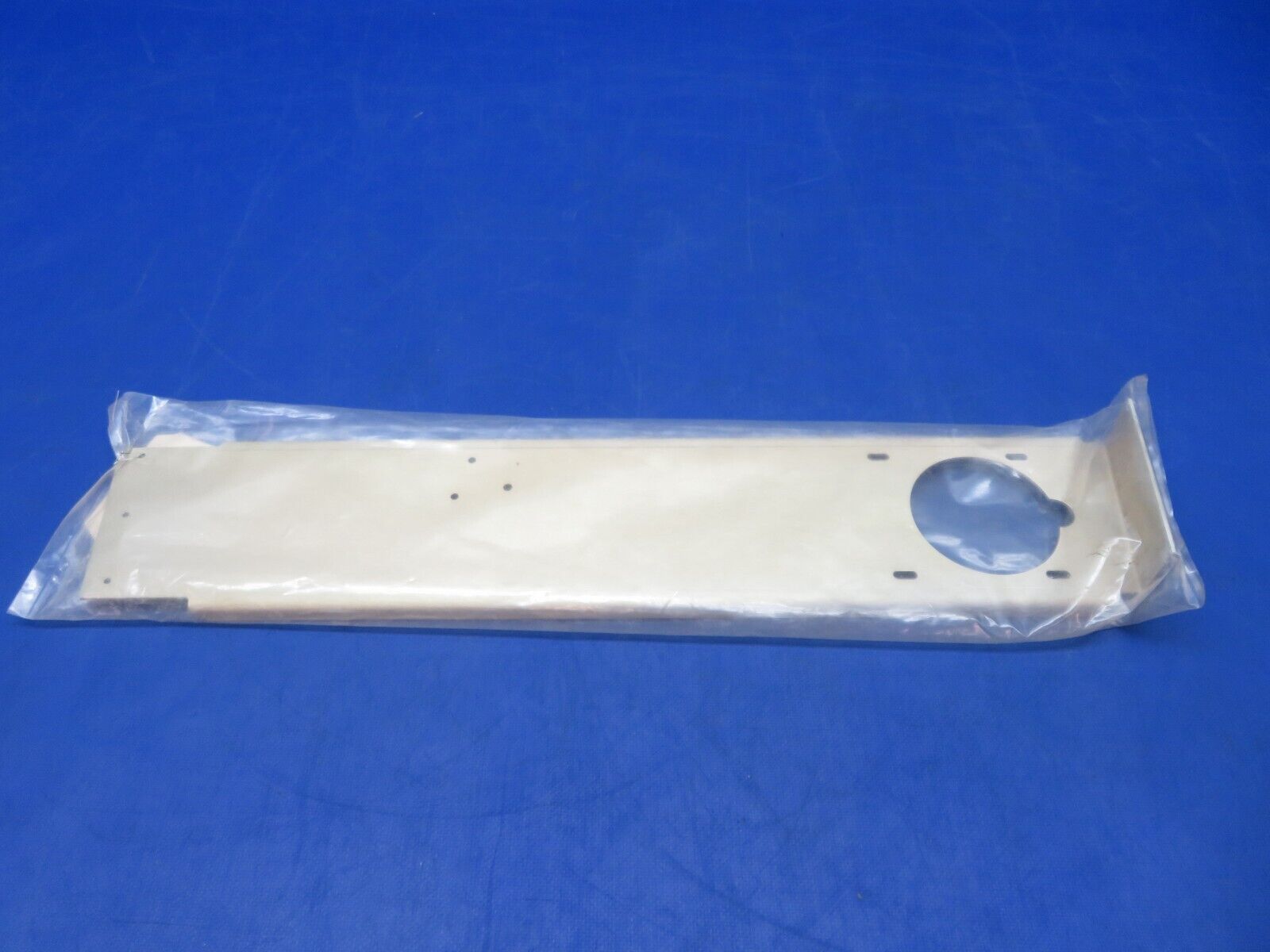 S-Tec Auto Pilot Mounting Bracket P/N 60310 NOS (1023-449)