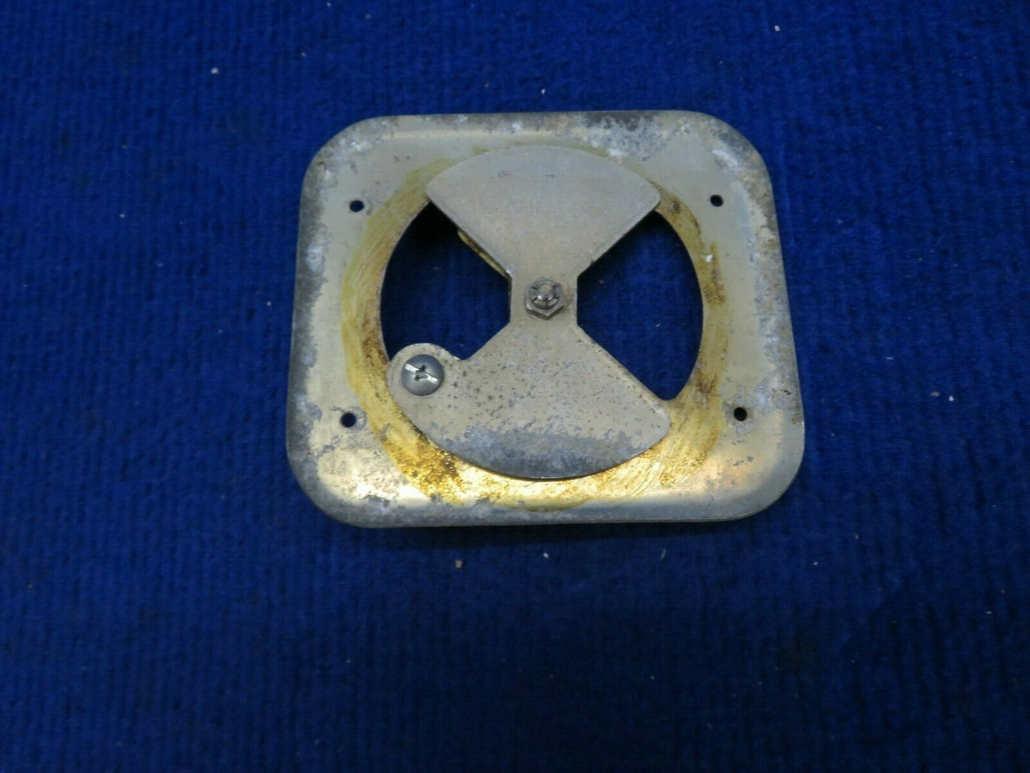 Cessna 310 Regulator Assy Rear Seat Air Outlet LOT OF 2 P/N 0813725-1 (0422-453)