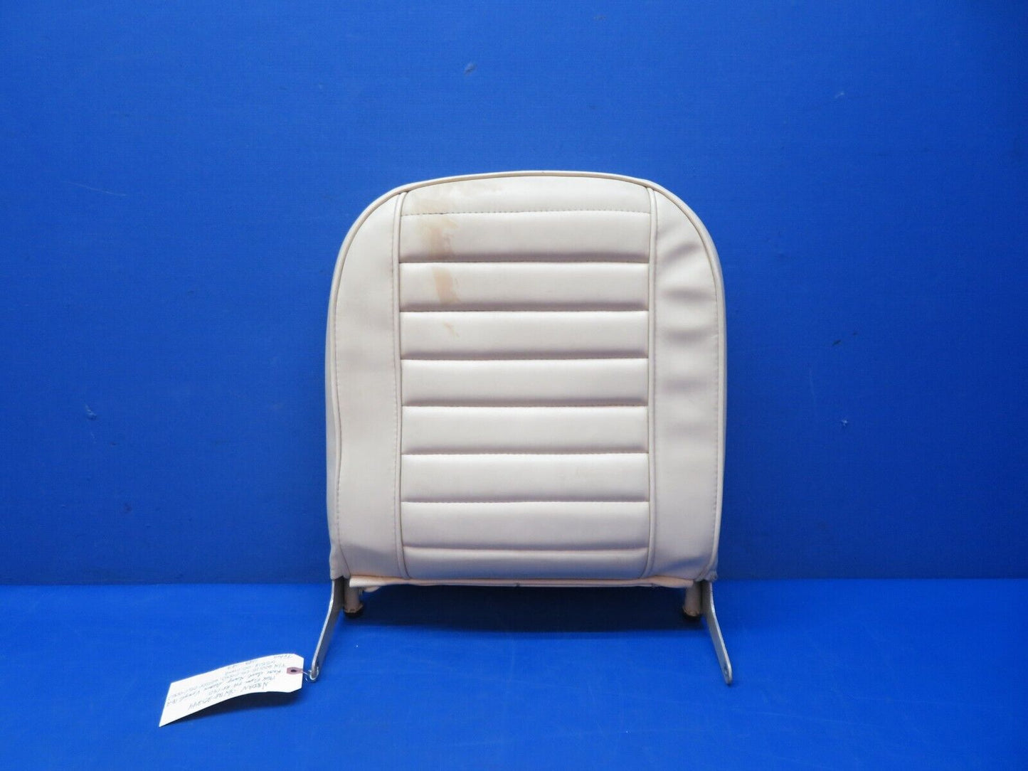 Piper PA-28-140 Rear Seat Assy P/N 65515-05 Cream Vinyl (1123-123)