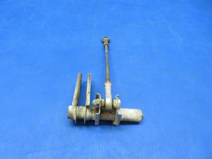 Early Cessna 310 / 310B OTBD Bellcrank LH OTBD Flap P/N 0862100-17 (1223-143)