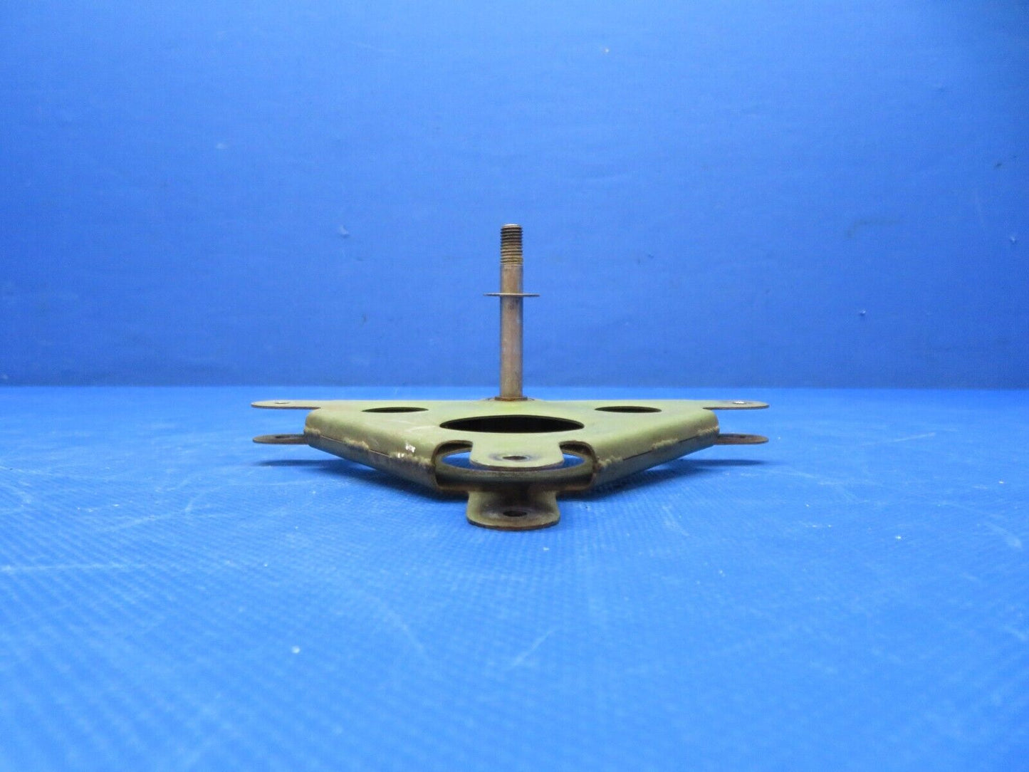 Grumman Yankee Trainer AA-1B Bellcrank Assy Control Column 603068-501 (0224-134)