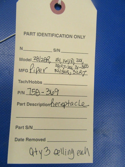 Piper 28 28R 151 161 181 201 28RT-201 31-350 32 Receptacle 758-369 NOS (0519-42)