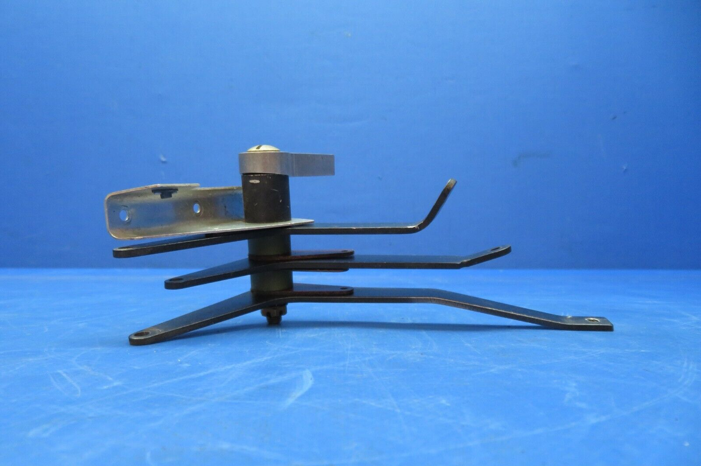 Piper PA-28-236 Engine Control Quadrant Assy w/ Knobs P/N 67210-04 (0623-694)