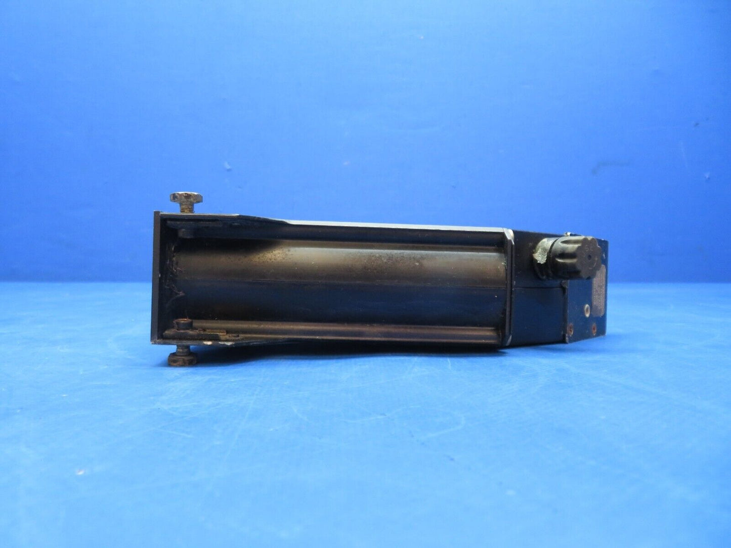 Cessna 310 / 310Q Grimes Navigational Strobe Light 28v P/N 30-0515-1 (0923-392)