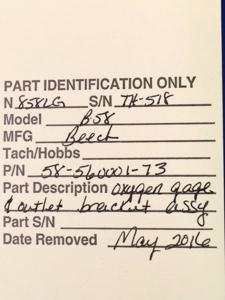 Beech Baron 58 Oxygen Gauge & Outlet Bracket Assy P/N 58-560001-73 (0916-132)