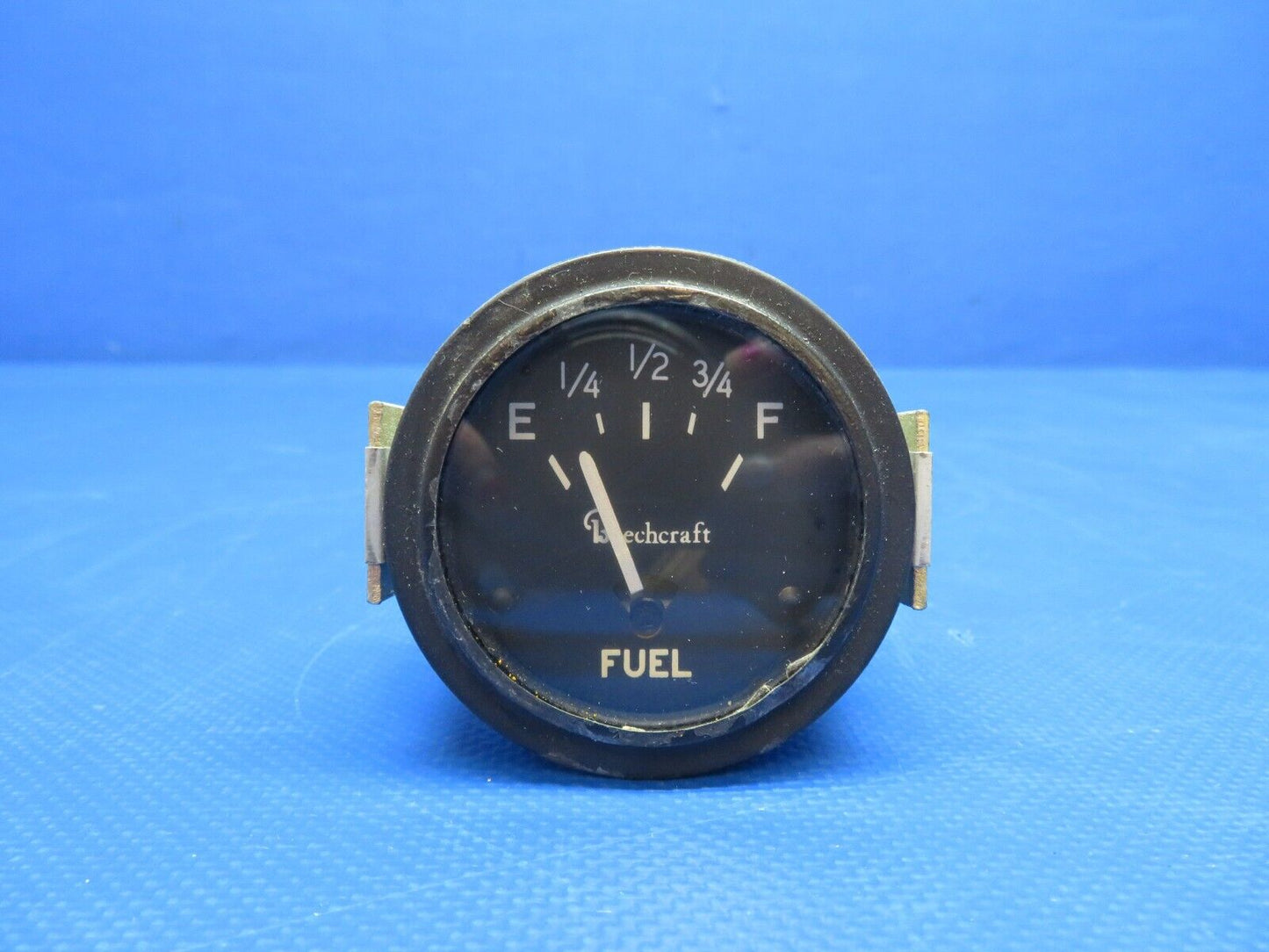 Beech D95A Travel Air Fuel Indicator Gauge P/N 5644652 (0324-1706)