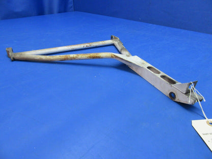 Beech 24 Series LH Main Gear Retract Brace P/N 169-810027-1 (0923-17)