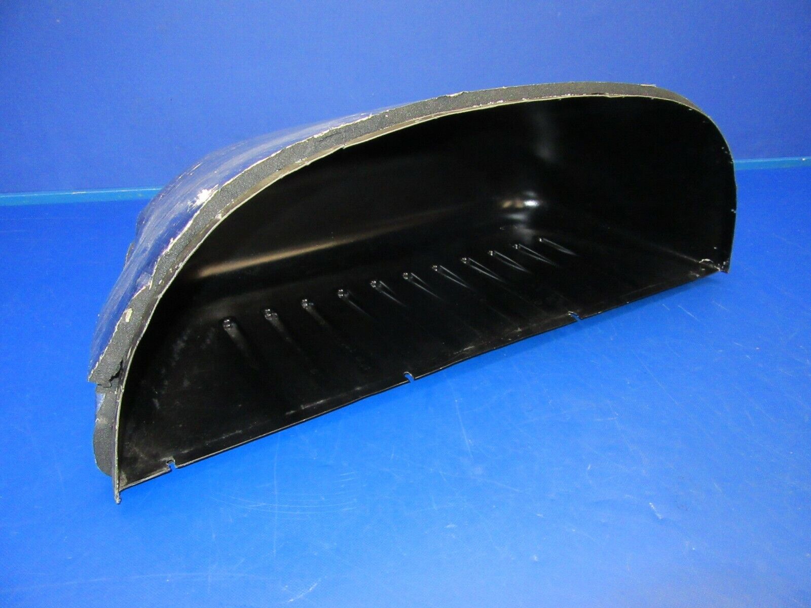 Beech Baron 95-A55 Hat Shelf P/N 96-534011-5 (0420-261)