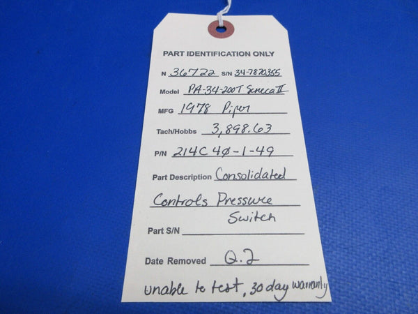 Piper PA-34 Consolidated Controls Pressure Switch P/N 214C40-1-49 (0523-390)