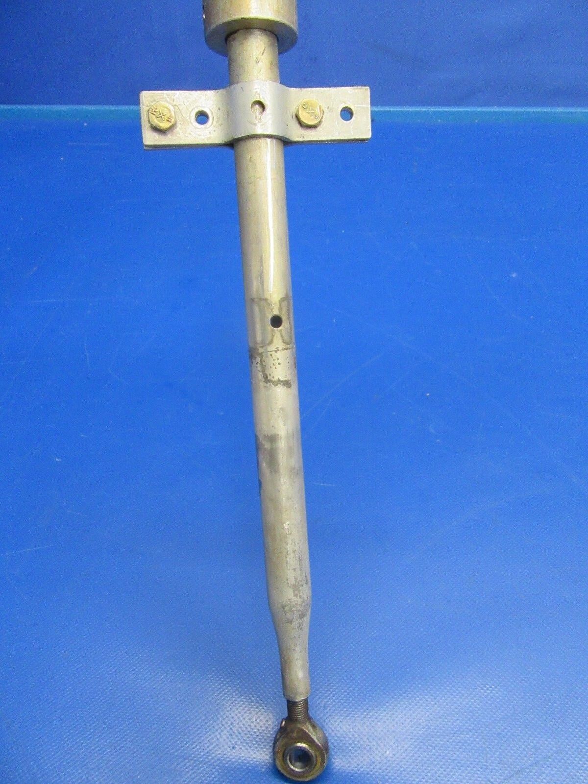Beech Sierra Nose Gear Actuator PN 169-380057-3 / 169-820042-17 (0618-367)