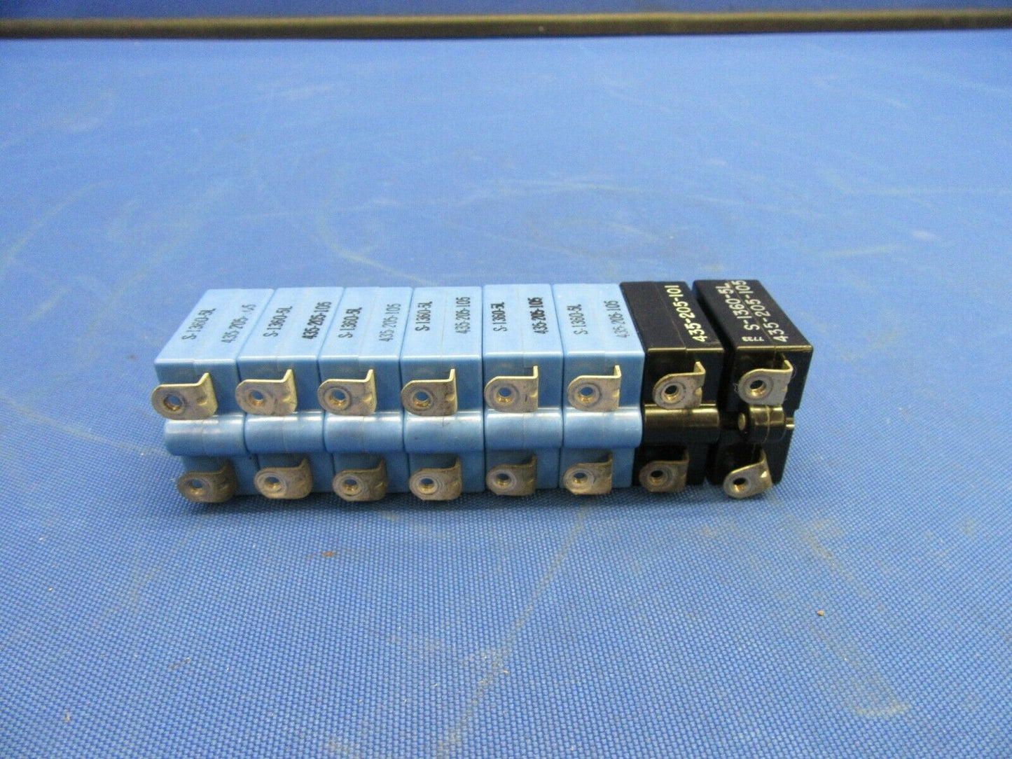 Cessna 182P Wood Electric Circuit Breaker 5 AMP S-1360-5L LOT OF 8 (0920-352)