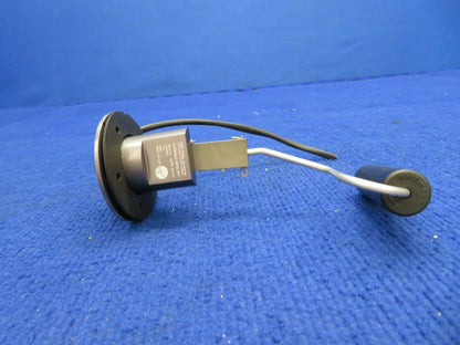 Cies Inc Cessna Fuel Sender INBD NOS P/N CC284022 0618-7P1 (0422-377)