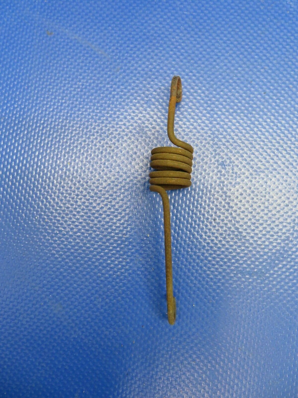 1960 Cessna 210 Spring Tailpipe Support 1250202-1 (0321-06)