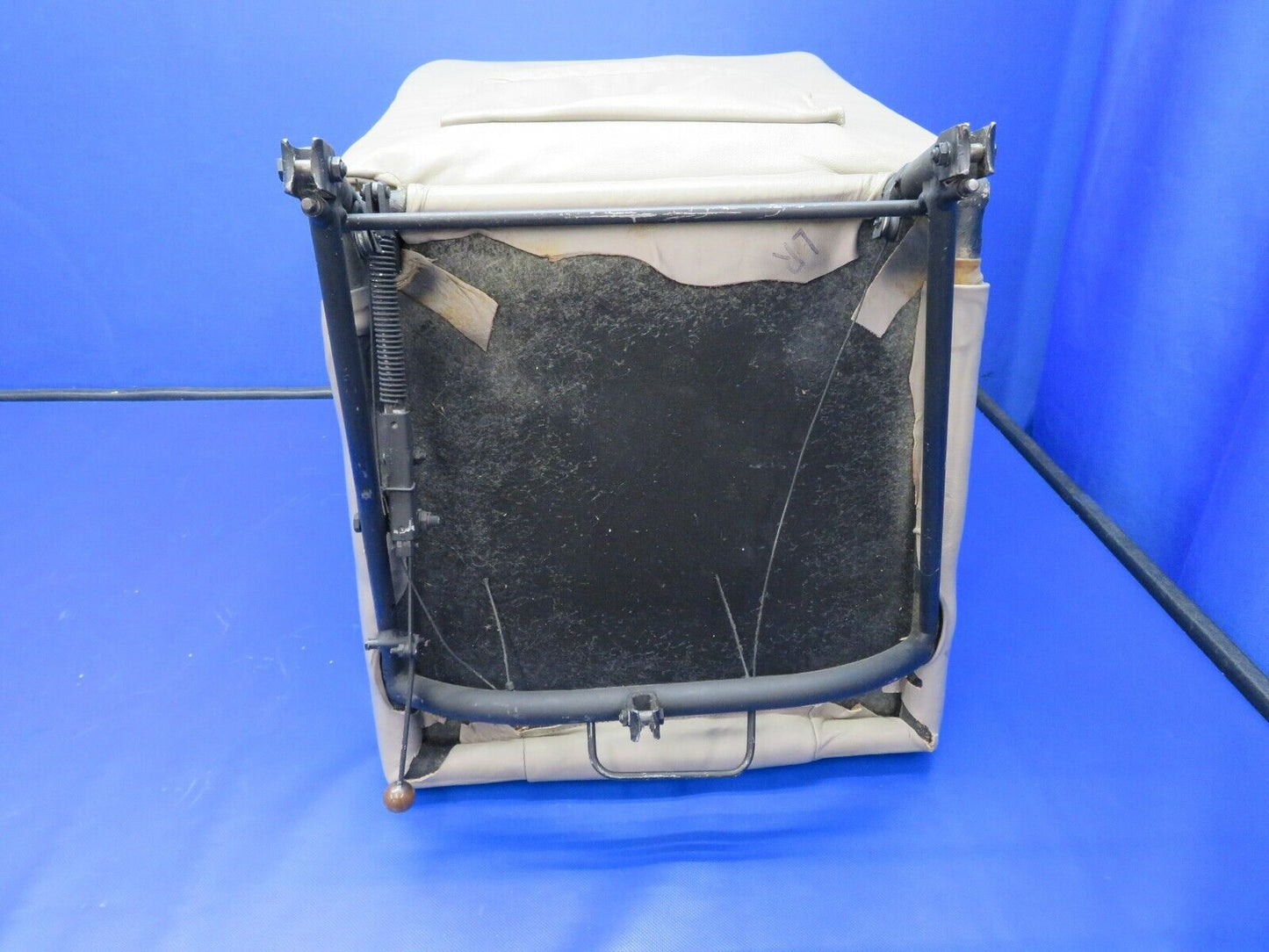 Beech N35 Bonanza Seat Rear LH P/N 35-534390-3 (0121-101)