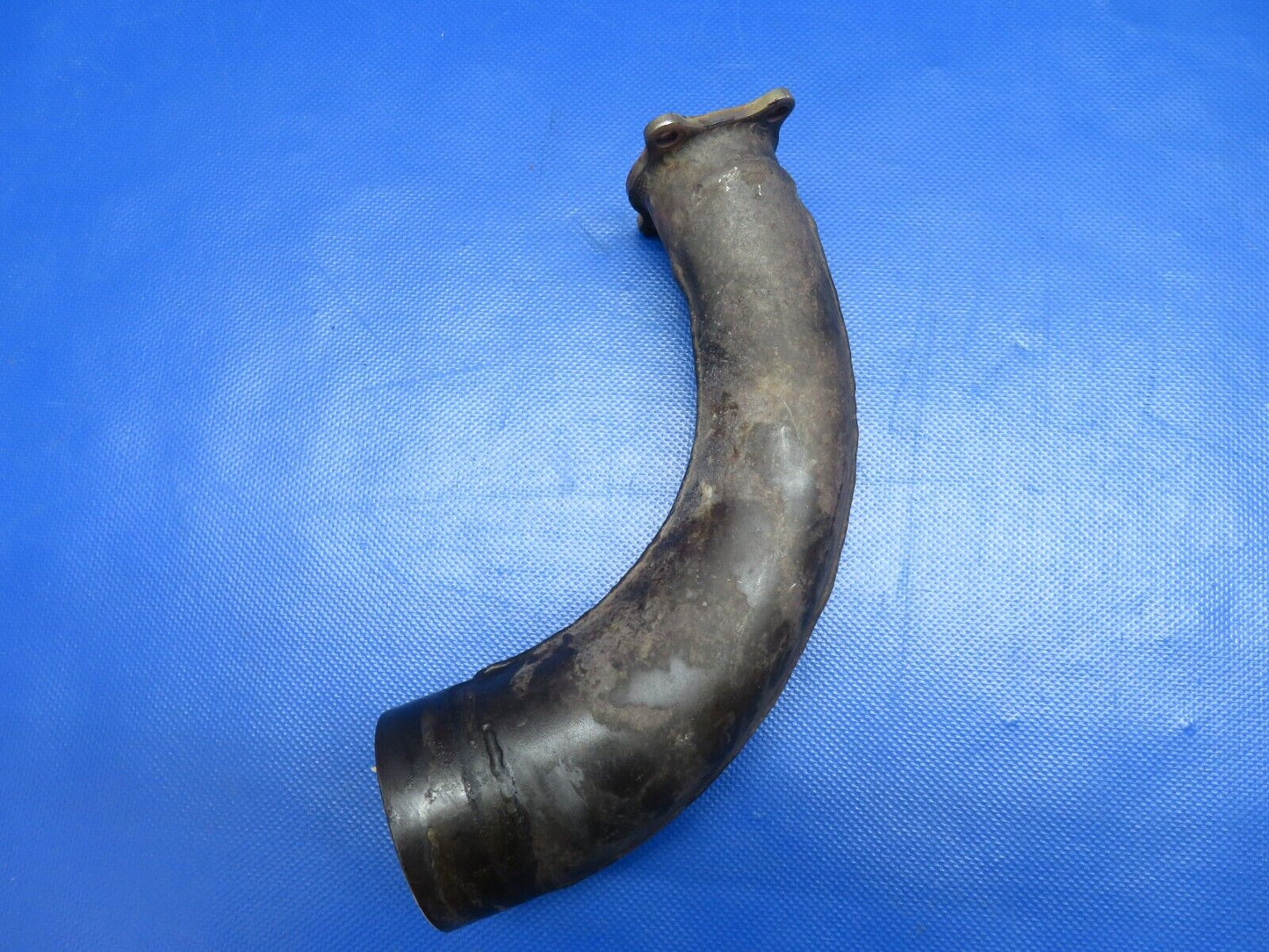 Early Cessna 310 Under Wing LH Exhaust Stack Assy P/N 0850670-37 (0224-1463)