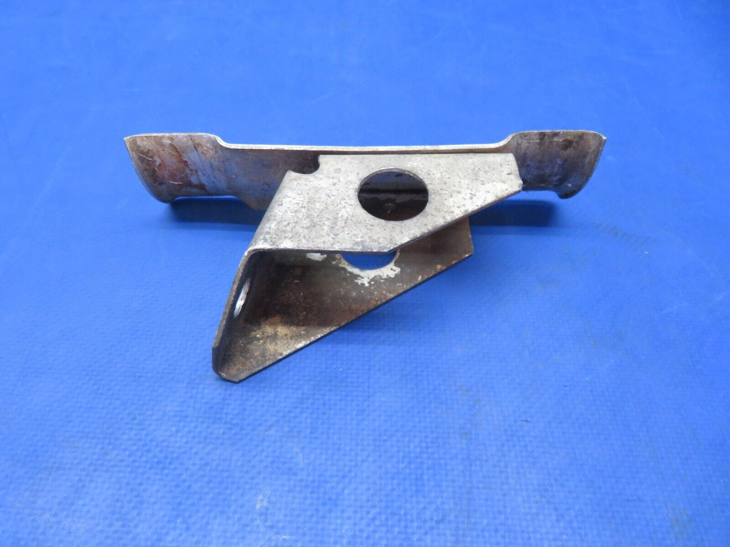 Cessna 310 / 310I Prop Cable Bracket P/N 0852000-41 (1023-176)