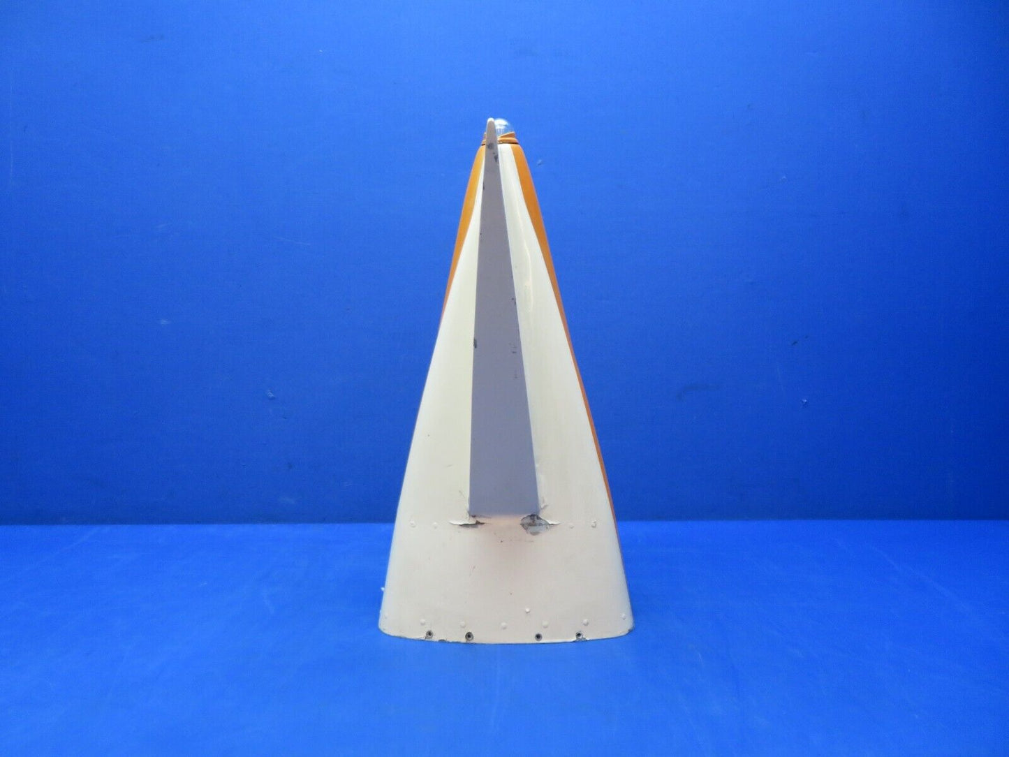 Early Cessna 310 / 310B Tailcone Stinger Assy P/N 0814100-72 (1123-464)