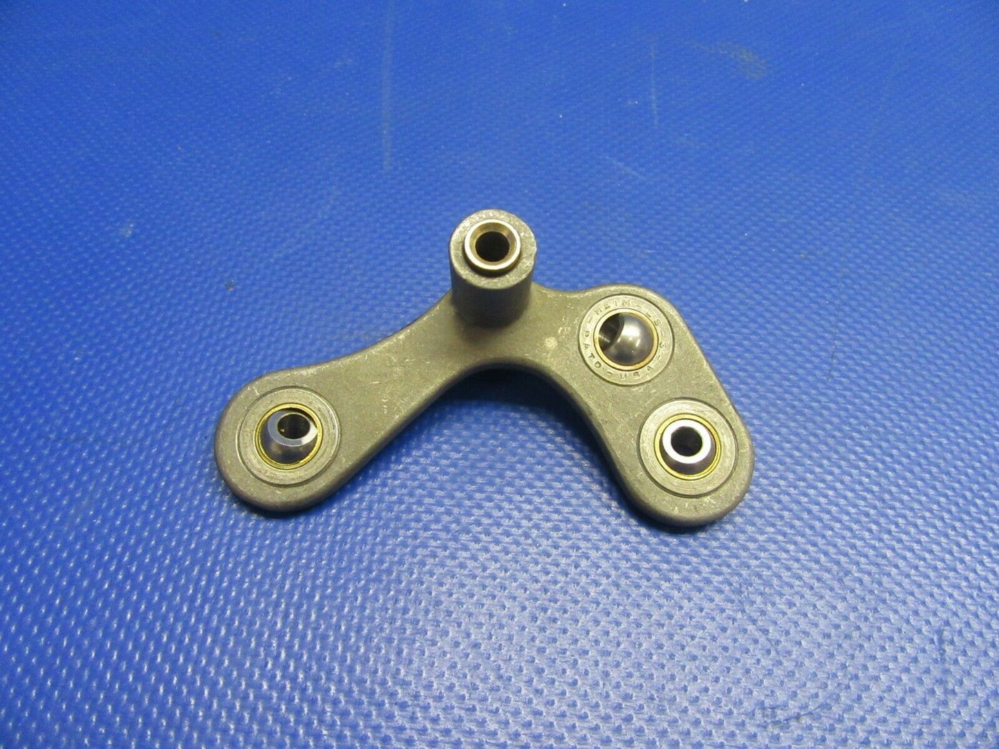 Cessna P210N Cabin Door Bellcrank 2117113-1 (0521-307)