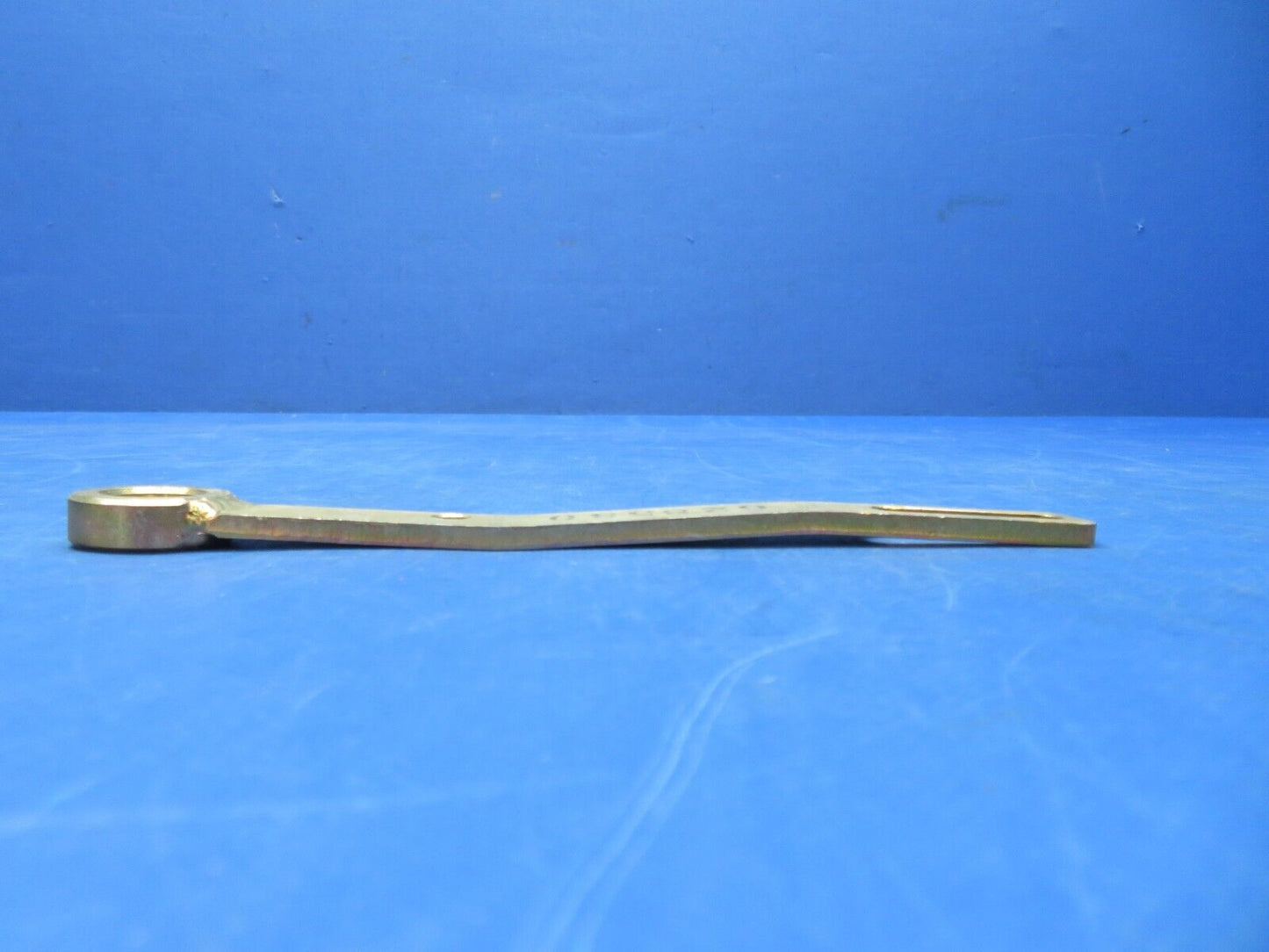 Continental Upper Generator Support Bracket P/N 628580 NOS (0923-715)